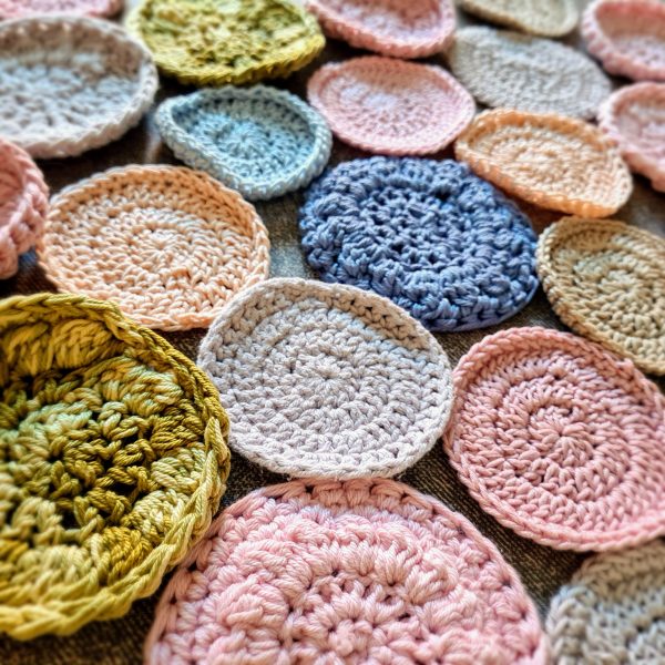 crocheted handmade cotton makeup rounds wipes